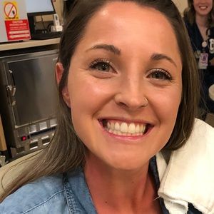 Meet your Posher, Megan